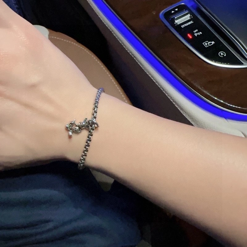 GoAnywhere Louis Vuitton Bracelets 248679