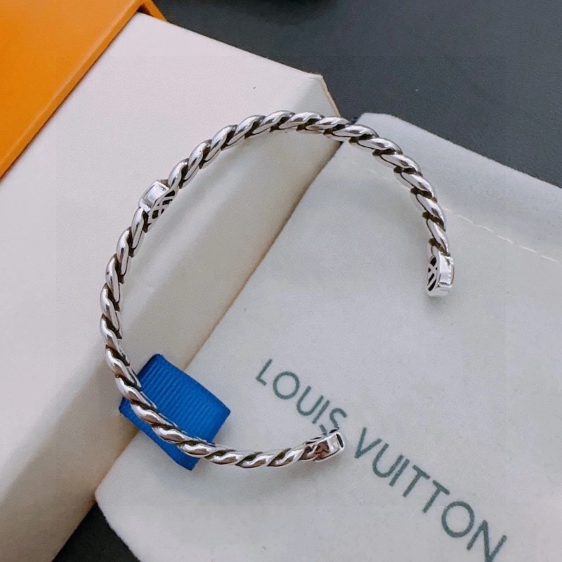 Louis Vuitton Bracelets Timeless 248678