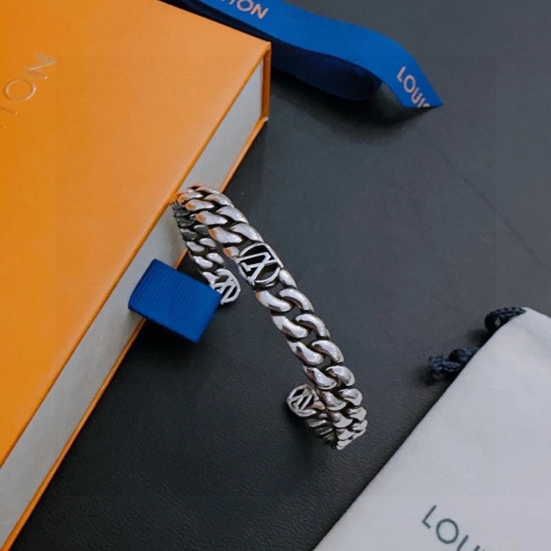 Louis Vuitton Bracelets Timeless 248678