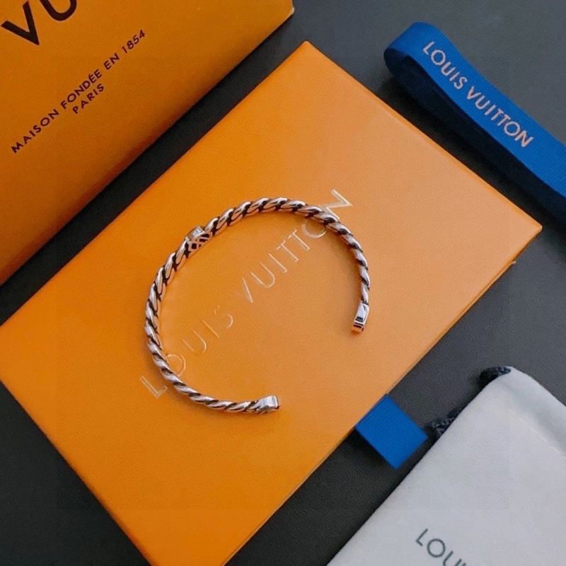 Louis Vuitton Bracelets Timeless 248678