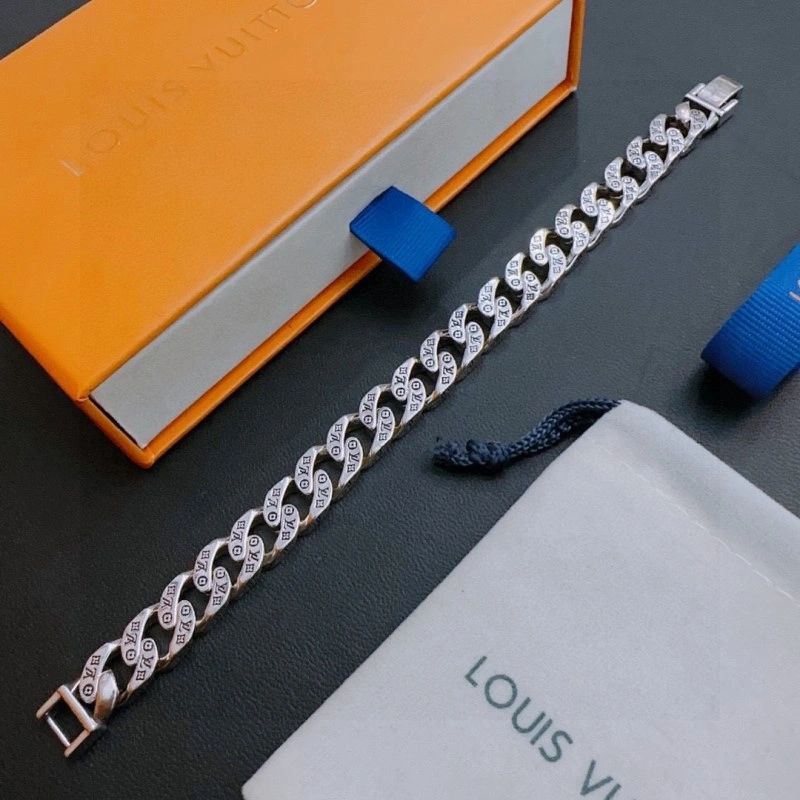 TechFriendly Louis Vuitton Bracelets 248677