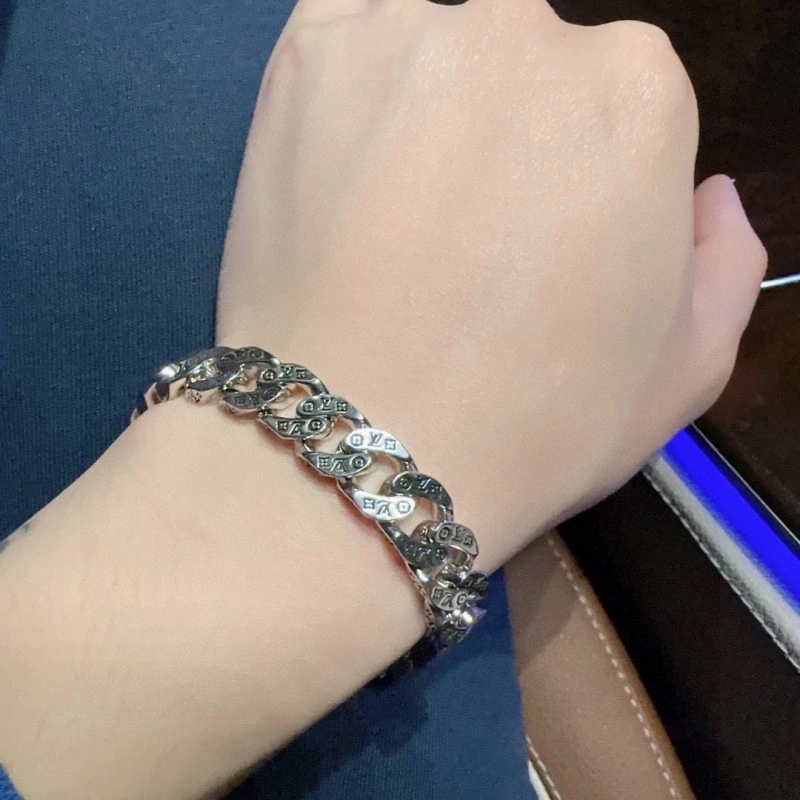 TechFriendly Louis Vuitton Bracelets 248677