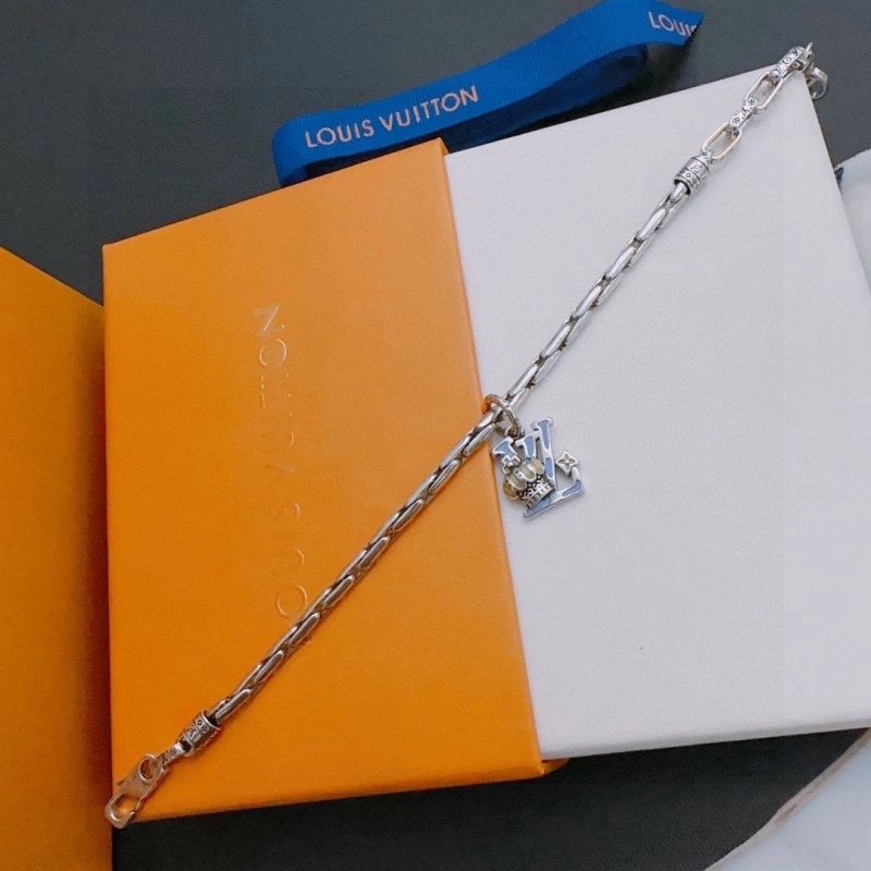 Louis Vuitton Bracelets TechFriendly 248676