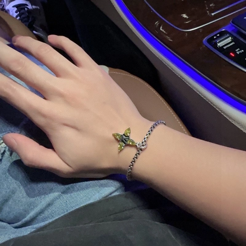 Louis Vuitton Bracelets SmartChoice 248675