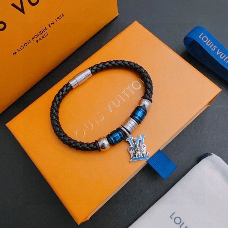 RelaxedFit Louis Vuitton Bracelets 248674