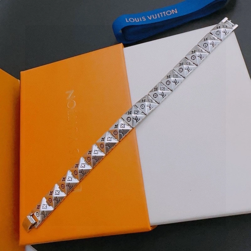 Louis Vuitton Bracelets SunProtective 248669