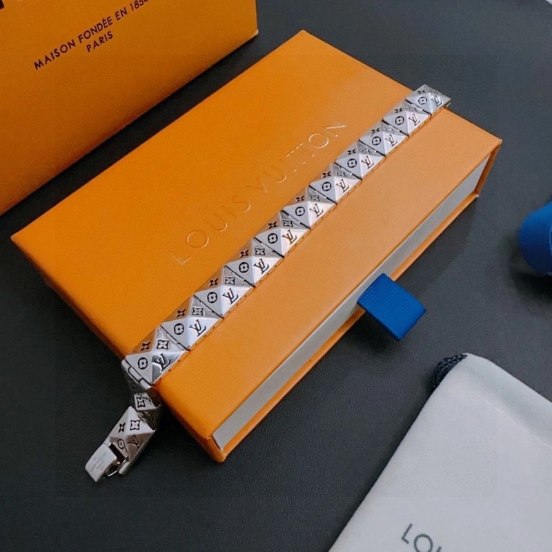 Louis Vuitton Bracelets SunProtective 248669