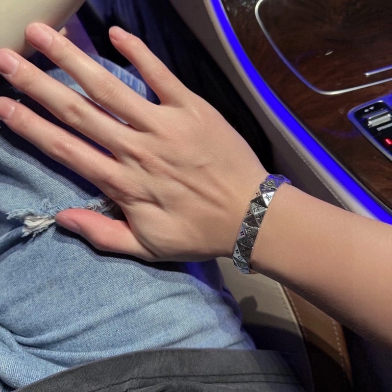 Louis Vuitton Bracelets SunProtective 248669