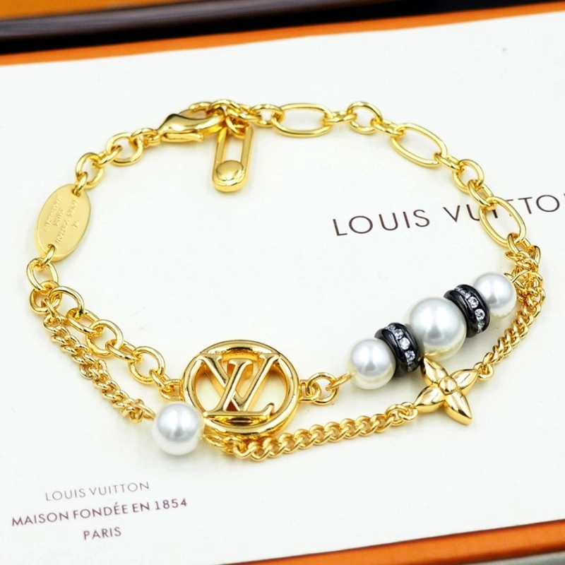 Premium Louis Vuitton Bracelets 248652
