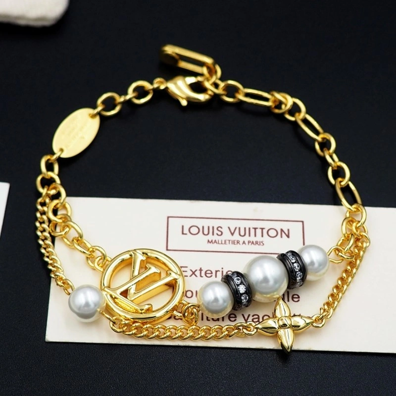 Premium Louis Vuitton Bracelets 248652