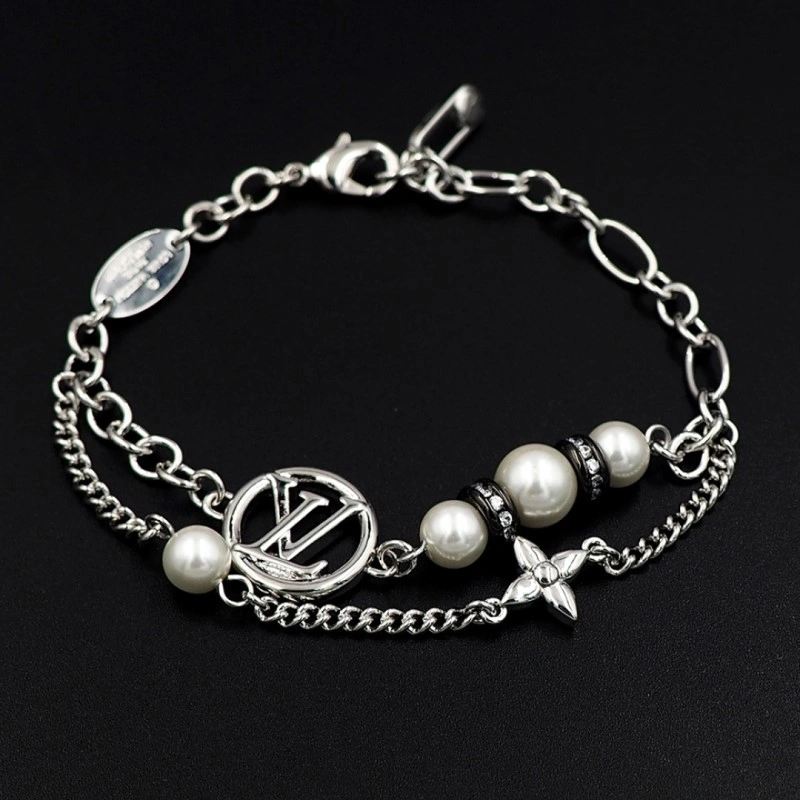 Louis Vuitton Bracelets Lightweight 248657