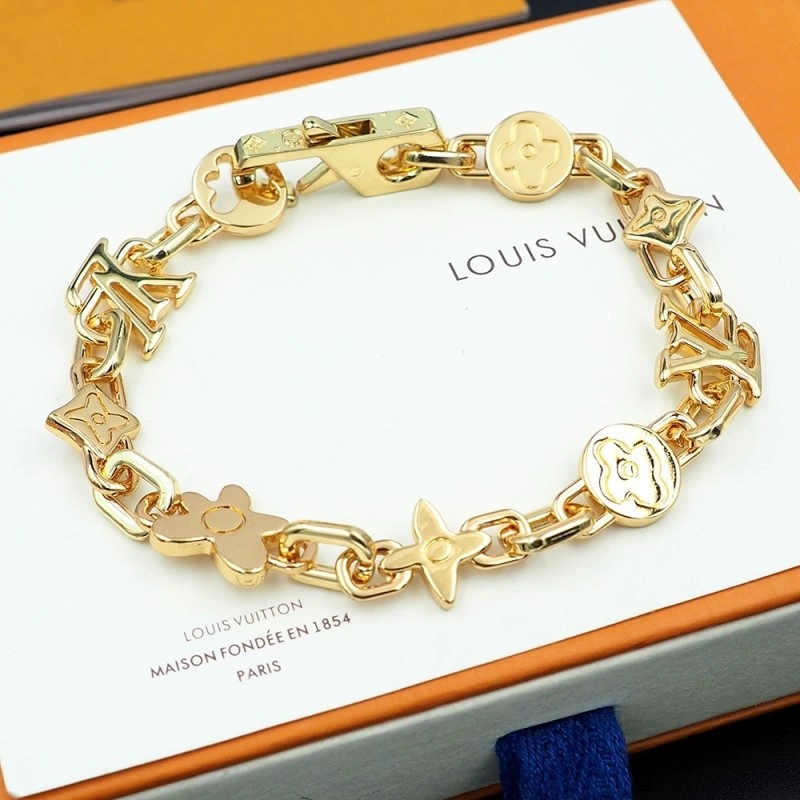 MoistureWicking Louis Vuitton Bracelets 248365