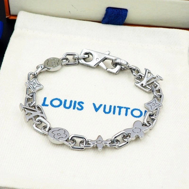 Attractive Louis Vuitton Bracelets 248370