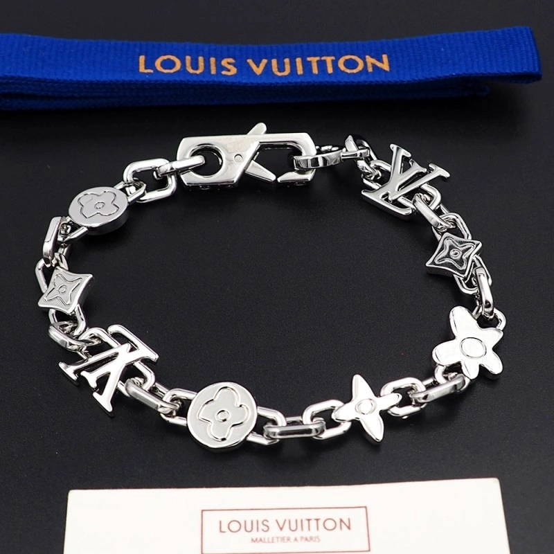 Attractive Louis Vuitton Bracelets 248370