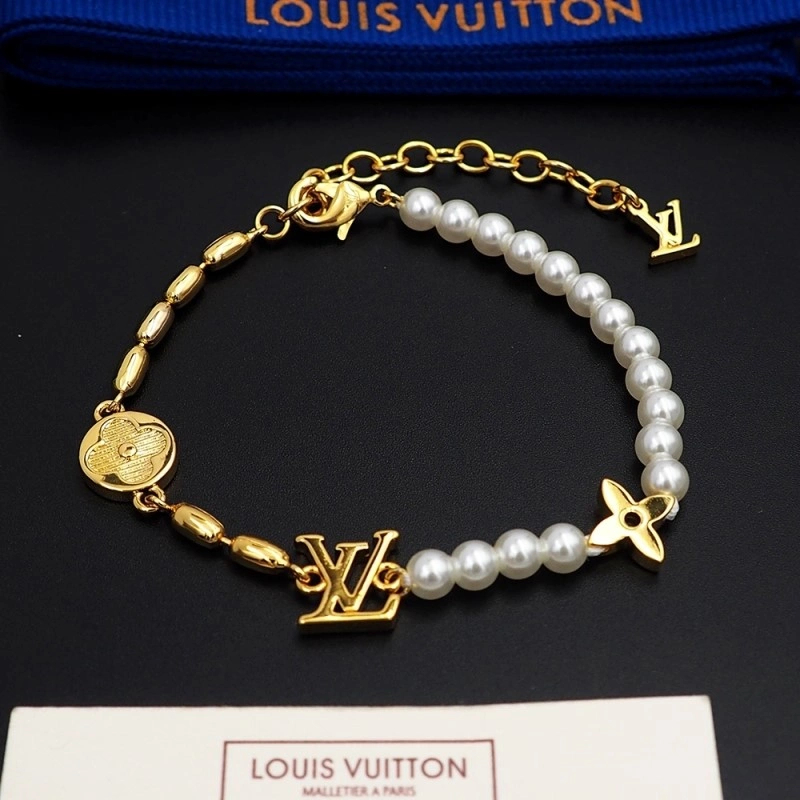 ComfortFit Louis Vuitton Bracelets 248369
