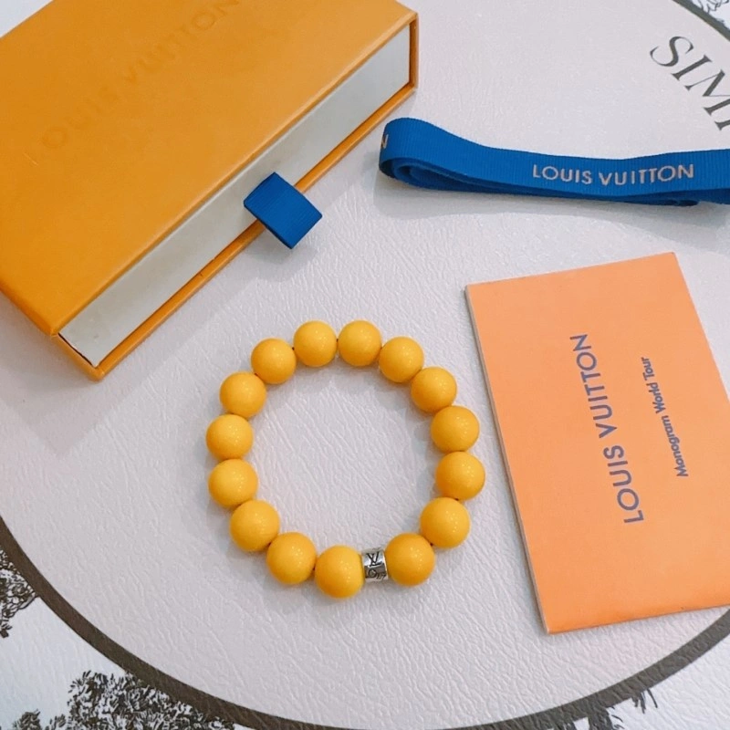 Lightweight Louis Vuitton Bracelets 248377