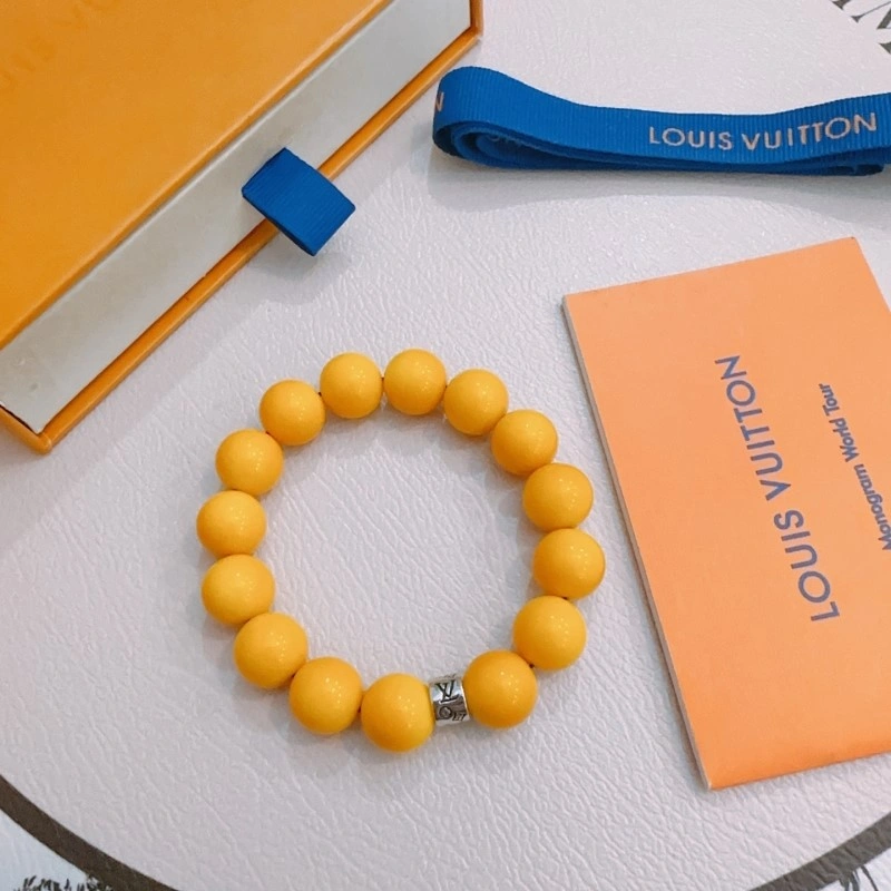 Lightweight Louis Vuitton Bracelets 248377