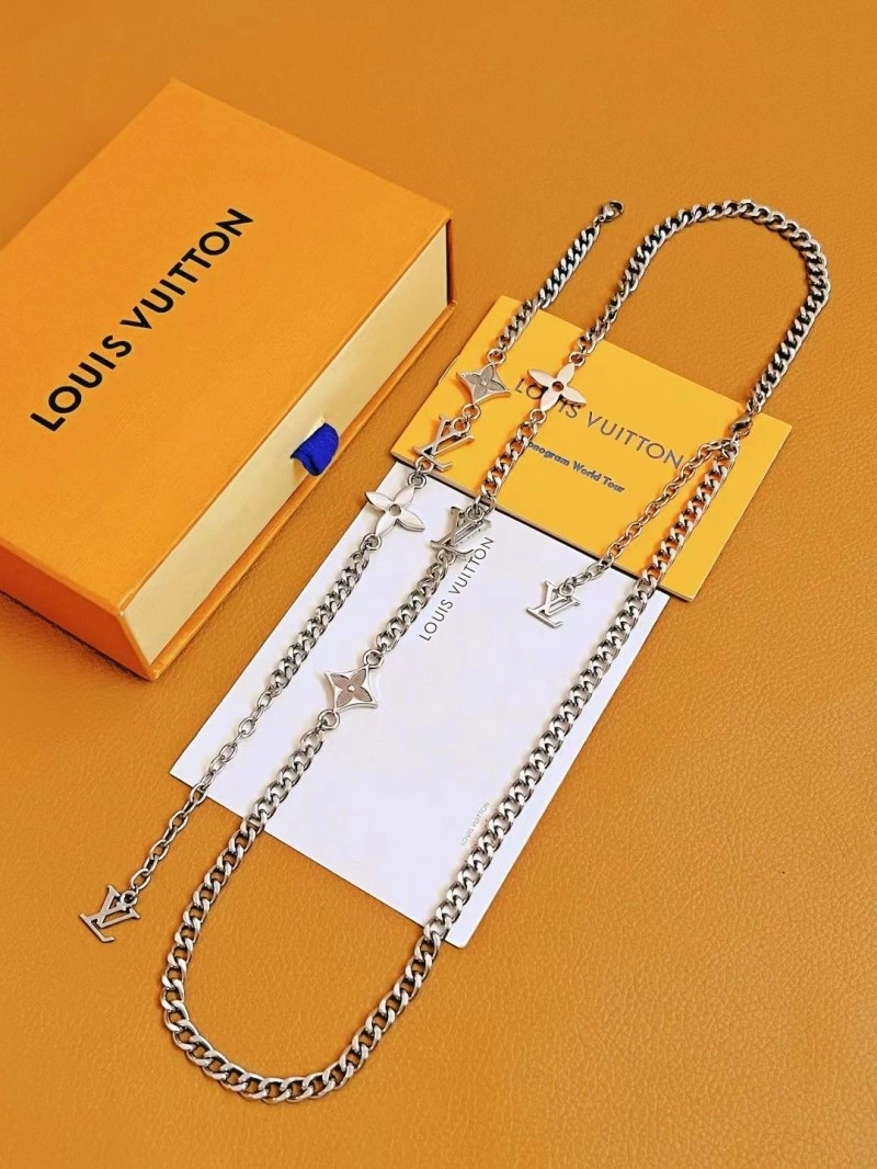 Louis Vuitton Bracelets Sophisticated 248366