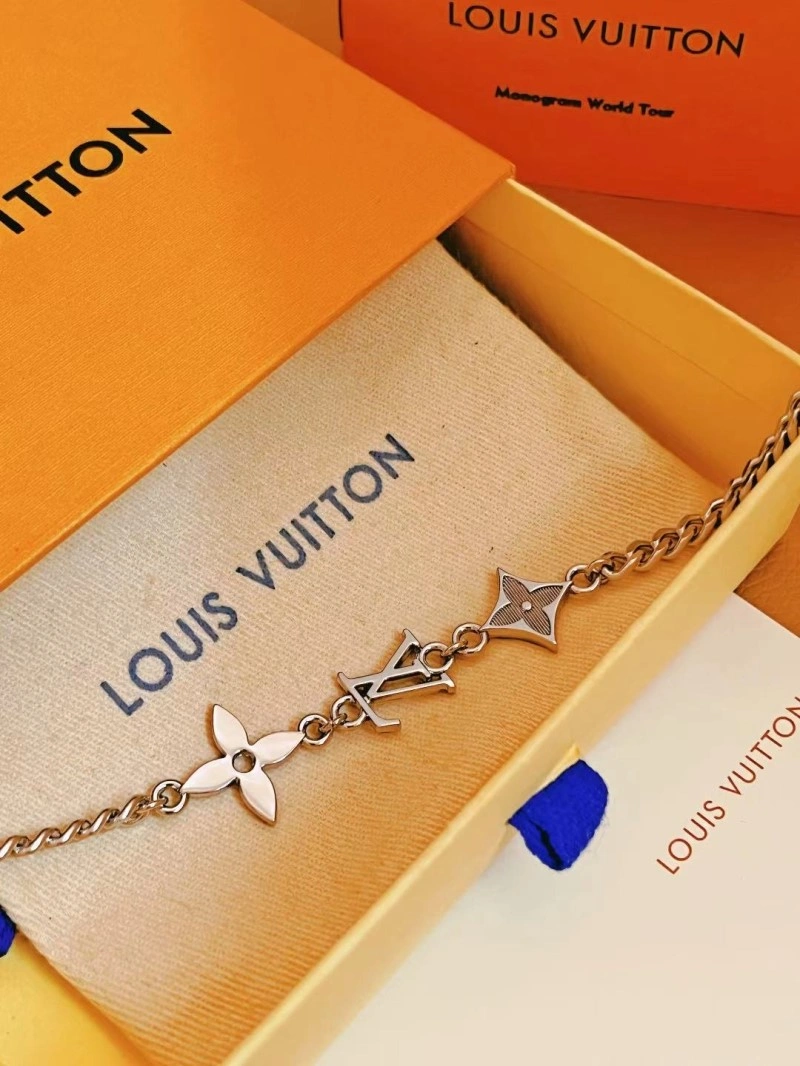 Louis Vuitton Bracelets Sophisticated 248366