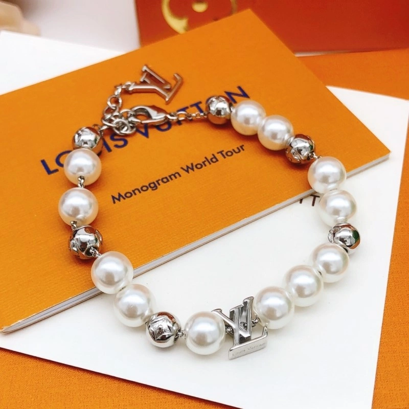 Louis Vuitton Bracelets Comfortable 248358