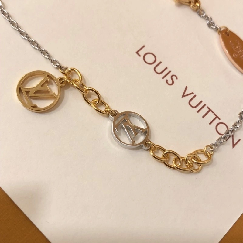 MoistureWicking Louis Vuitton Bracelets 248353