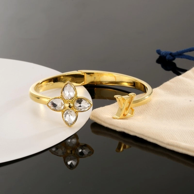 GoodFit Louis Vuitton Bracelets 248350