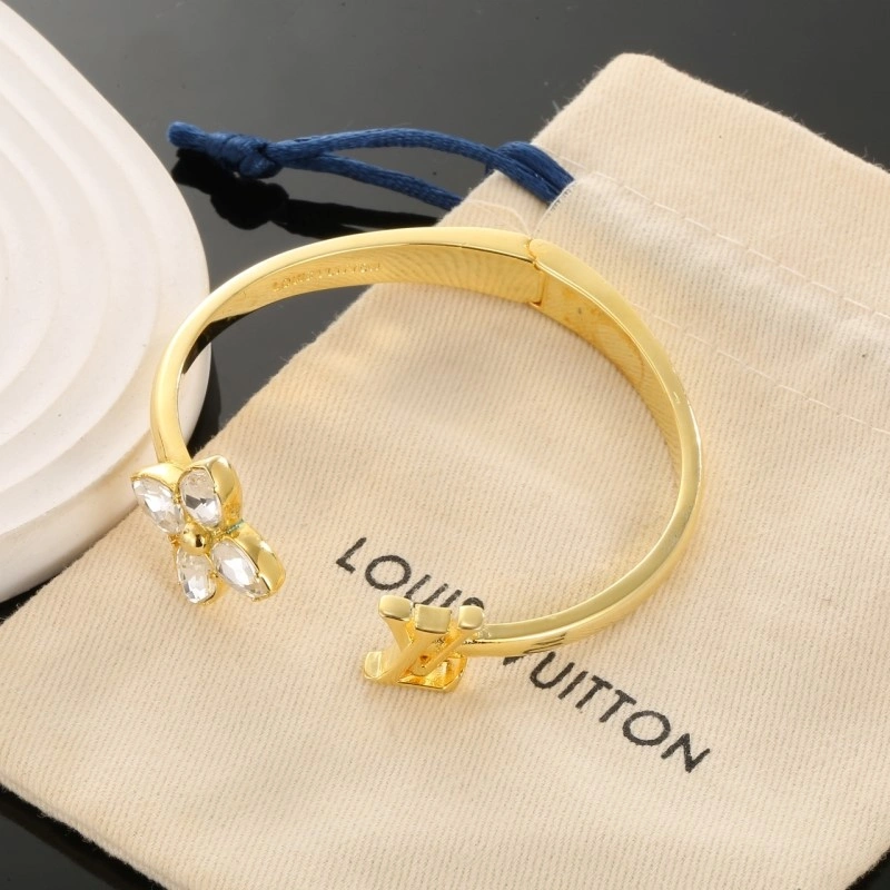 GoodFit Louis Vuitton Bracelets 248350