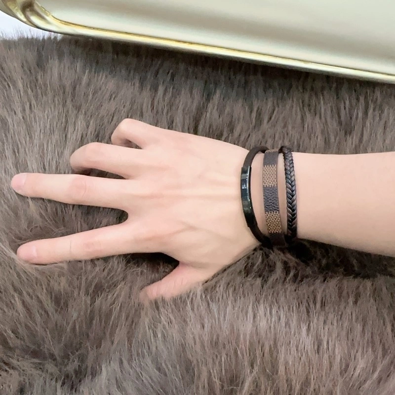 Louis Vuitton Bracelets DailyWear 248349