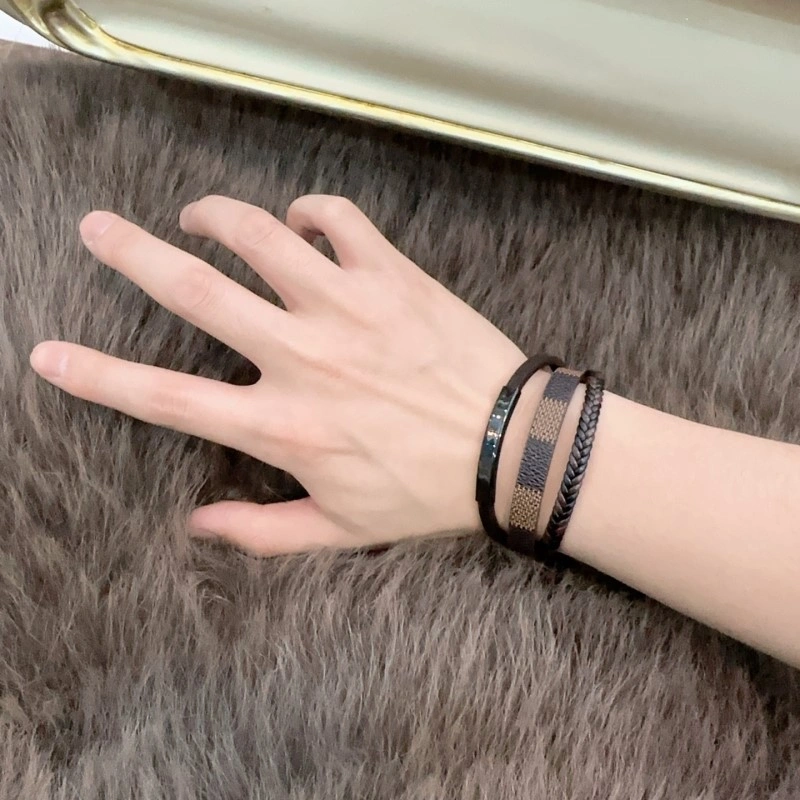 Louis Vuitton Bracelets DailyWear 248349