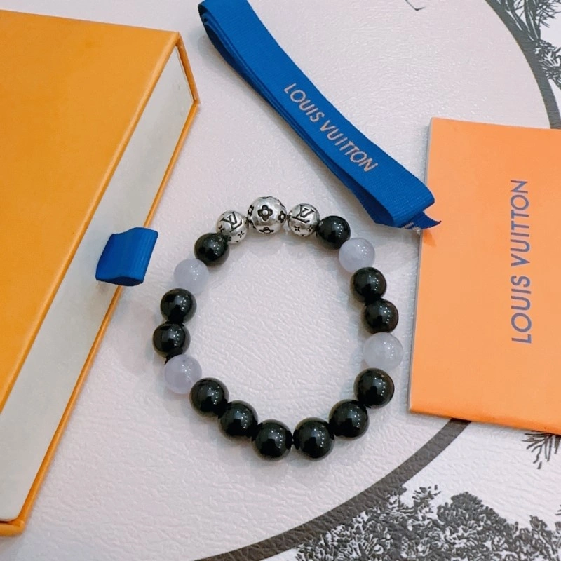 Bright Louis Vuitton Bracelets 248344