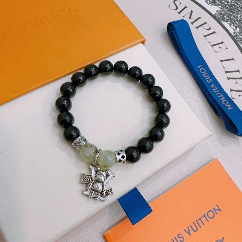 TechFriendly Louis Vuitton Bracelets 248342
