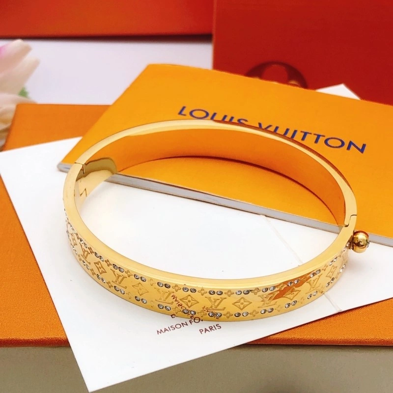 Efficient Louis Vuitton Bracelets 248341