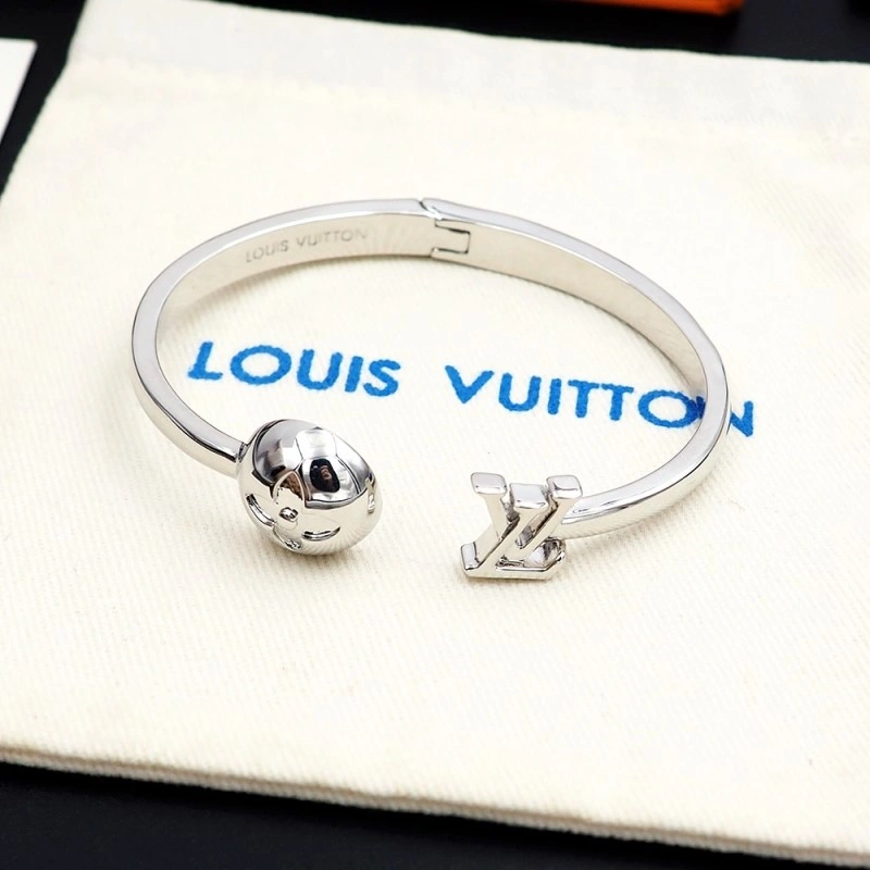Functional Louis Vuitton Bracelets 248335