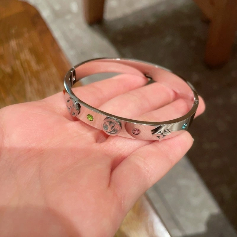 Louis Vuitton Bracelets Reliable 248329