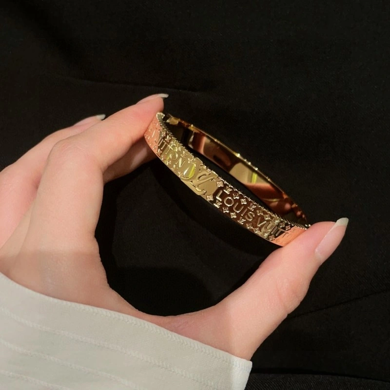 Louis Vuitton Bracelets Unique 248331