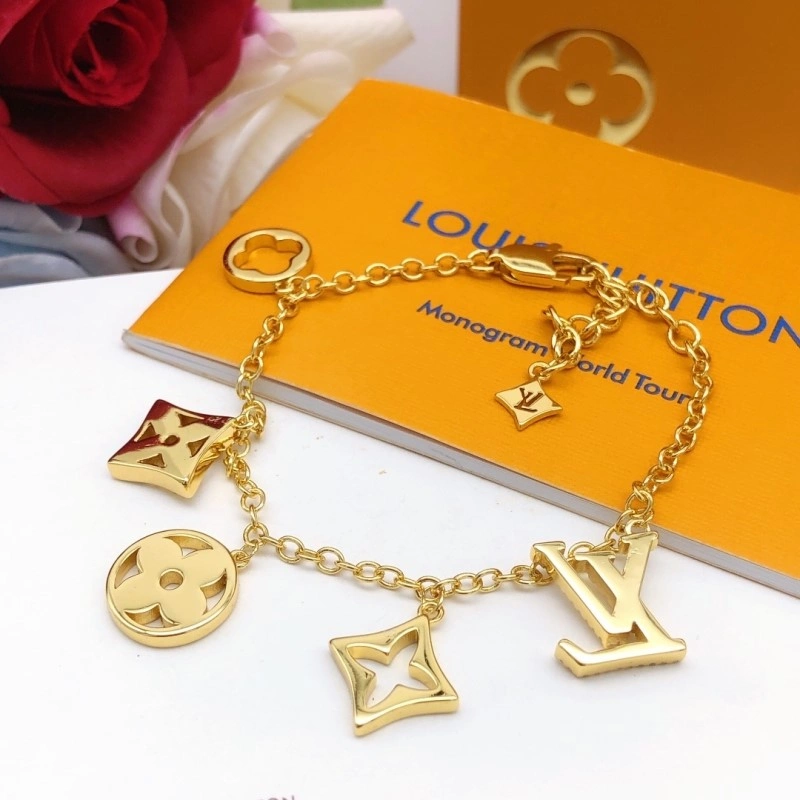 MoistureWicking Louis Vuitton Bracelets 248320