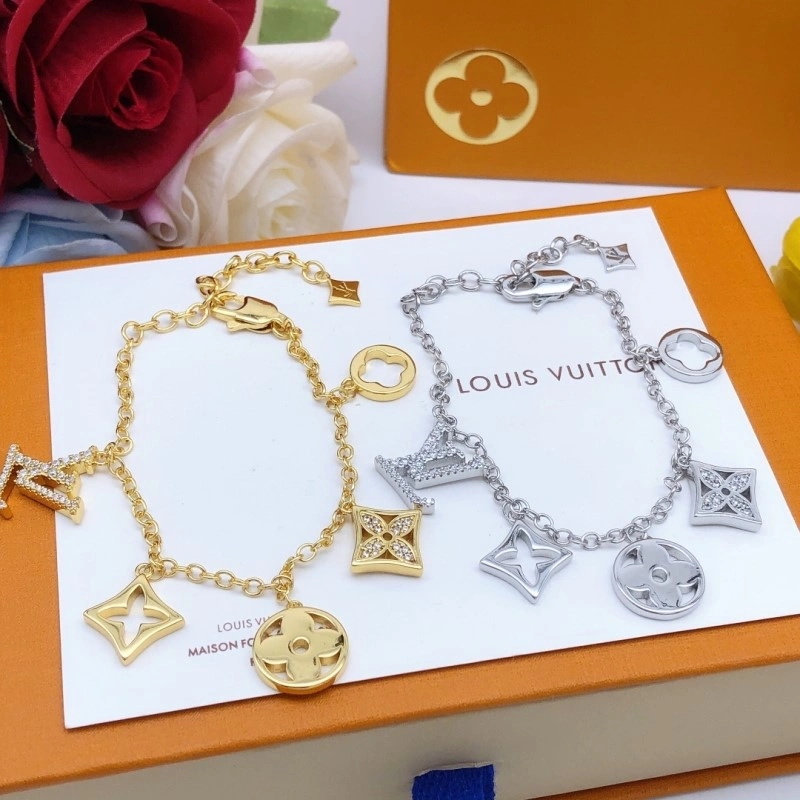 MoistureWicking Louis Vuitton Bracelets 248320
