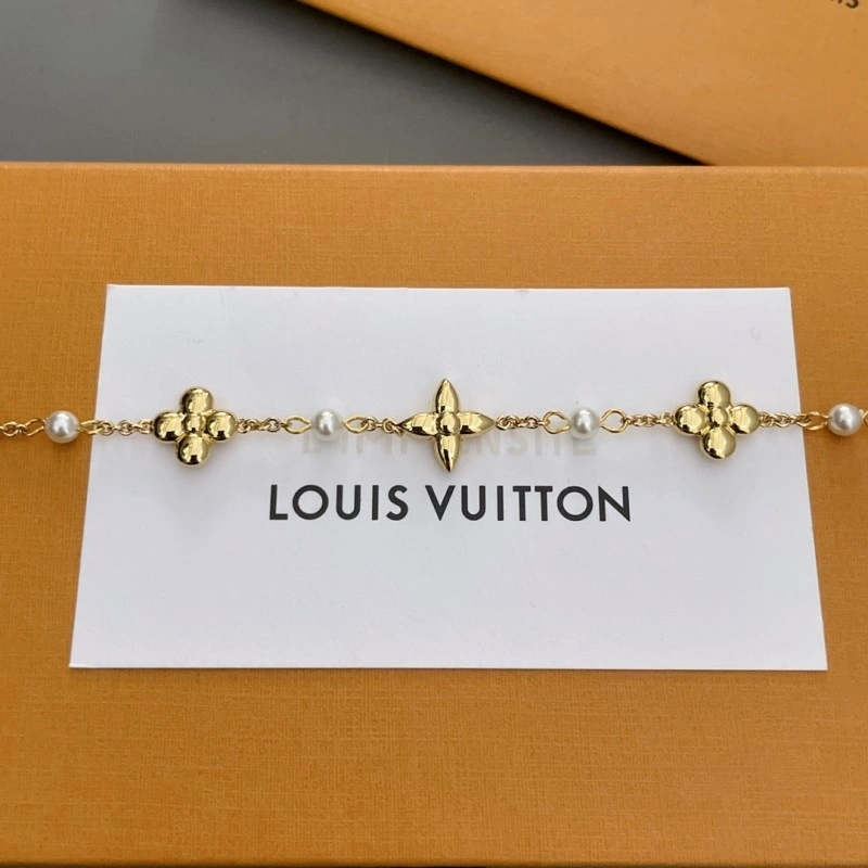 Stylish Louis Vuitton Bracelets 248310