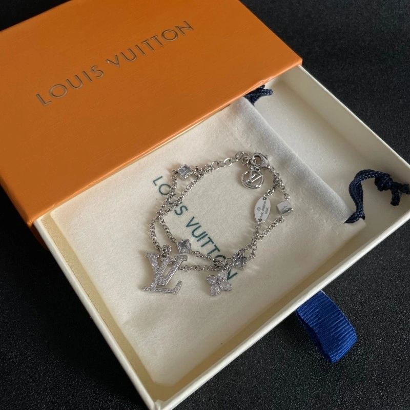 Louis Vuitton Bracelets Supportive 248325