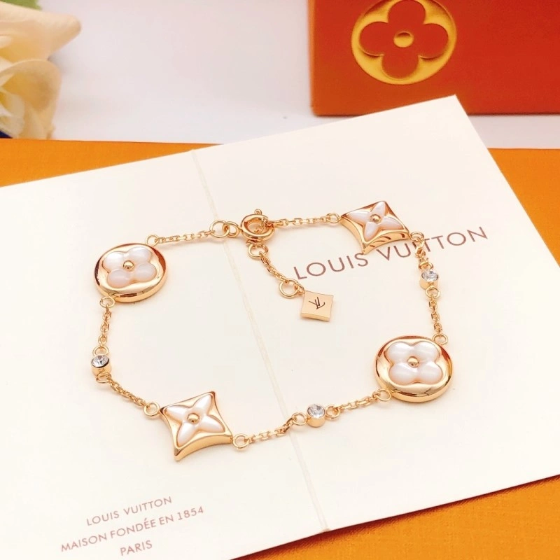 Packable Louis Vuitton Bracelets 248307