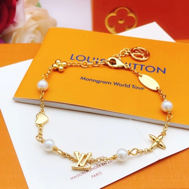 Louis Vuitton Bracelets Lightweight 248322