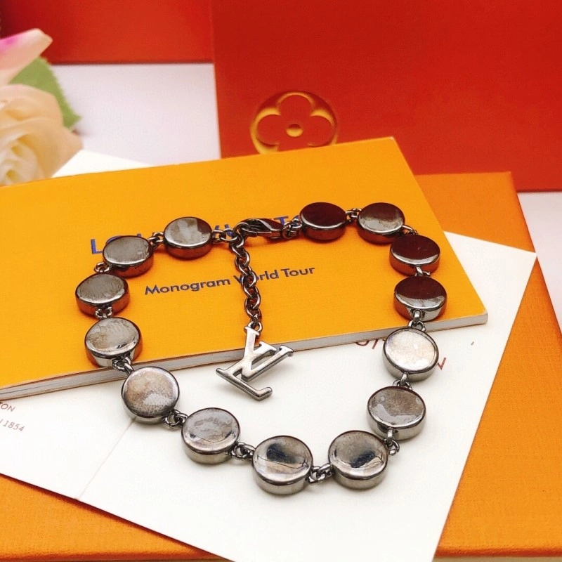 Louis Vuitton Bracelets Flexible 248304