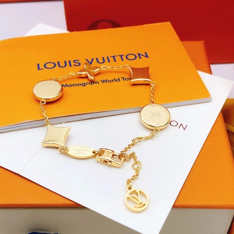 ModernLook Louis Vuitton Bracelets 248299