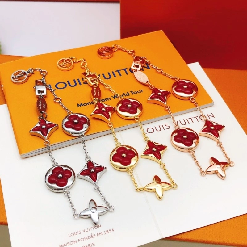 ModernLook Louis Vuitton Bracelets 248299
