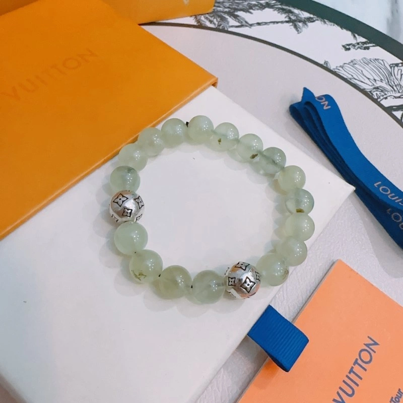 Louis Vuitton Bracelets Trendy 248298