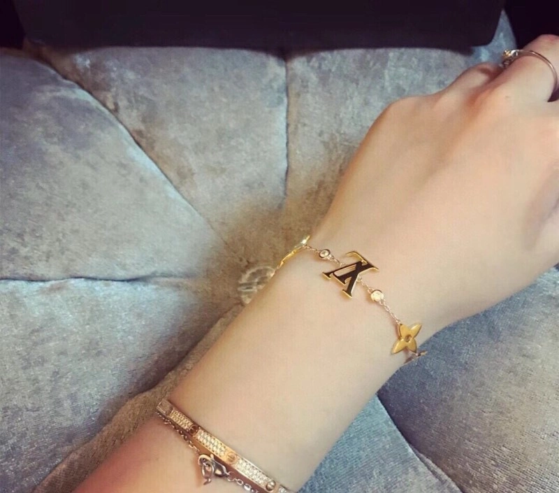 Louis Vuitton Bracelets Reliable 248295