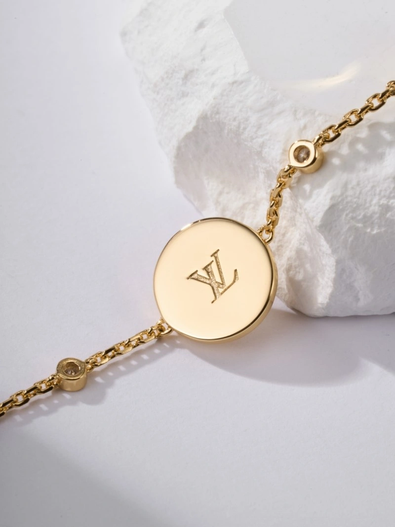 Breathable Louis Vuitton Bracelets 248294
