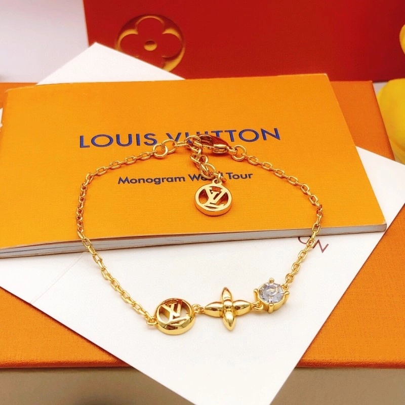 Cozy Louis Vuitton Bracelets 248282