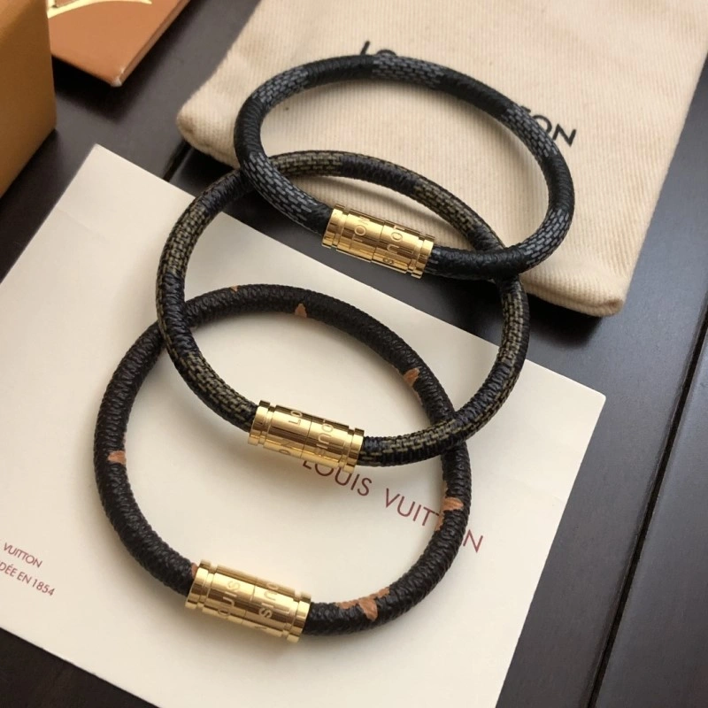 StreetReady Louis Vuitton Bracelets 248276