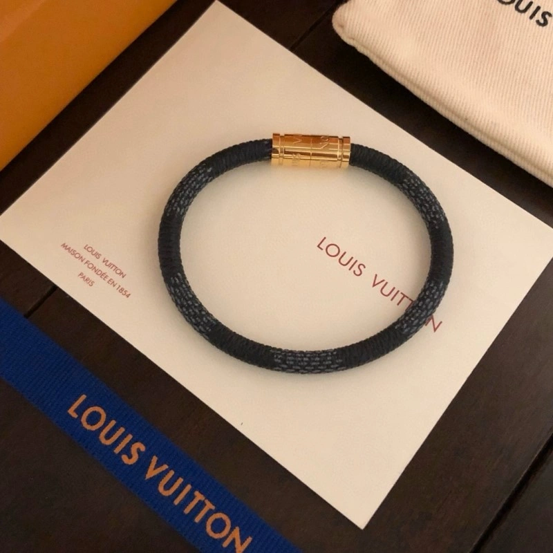 StreetReady Louis Vuitton Bracelets 248276